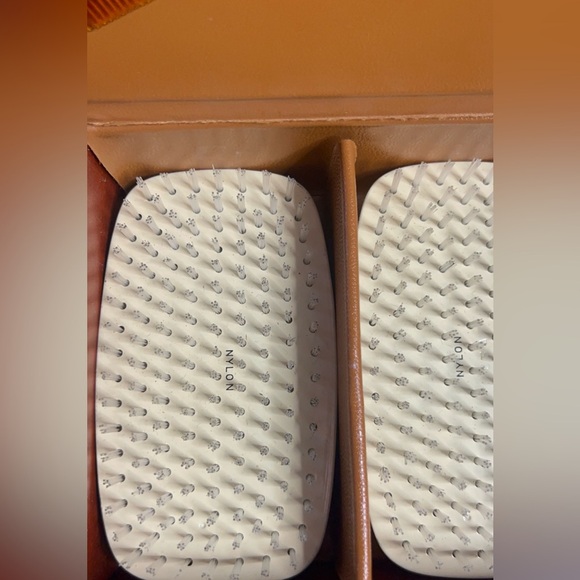 Vintage CUE Grooming Set - Mid Century Top Grain Cowhide Case w/ Tortoise Shell - Picture 8 of 11